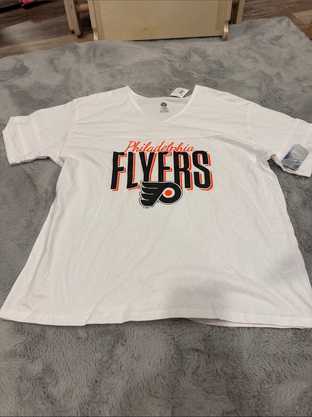 NHL Philadelphia Flyers White Short Sleeve Logo Tee